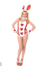Honey Bunny with Melissa K on HQ Stripper .com