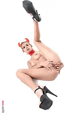 The Devil Inside Me with Veronica Leal on HQ Stripper .com