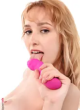 Boho Pink with Kelly Collins on HQ Stripper .com