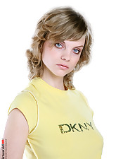 Maggie virtuagirl Trendy Pub