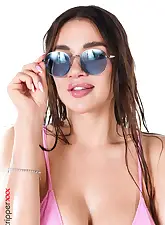 Sunshine Glisten with Monixx on HQ Stripper .com