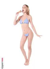 Refreshing Time with Kelly Collins on HQ Stripper .com